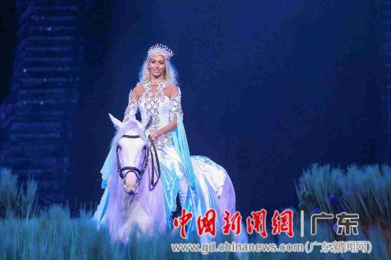 库明加抢断一条龙单臂炸筐&目前9中9 科尔紧握双拳&咧出褶子庆祝
